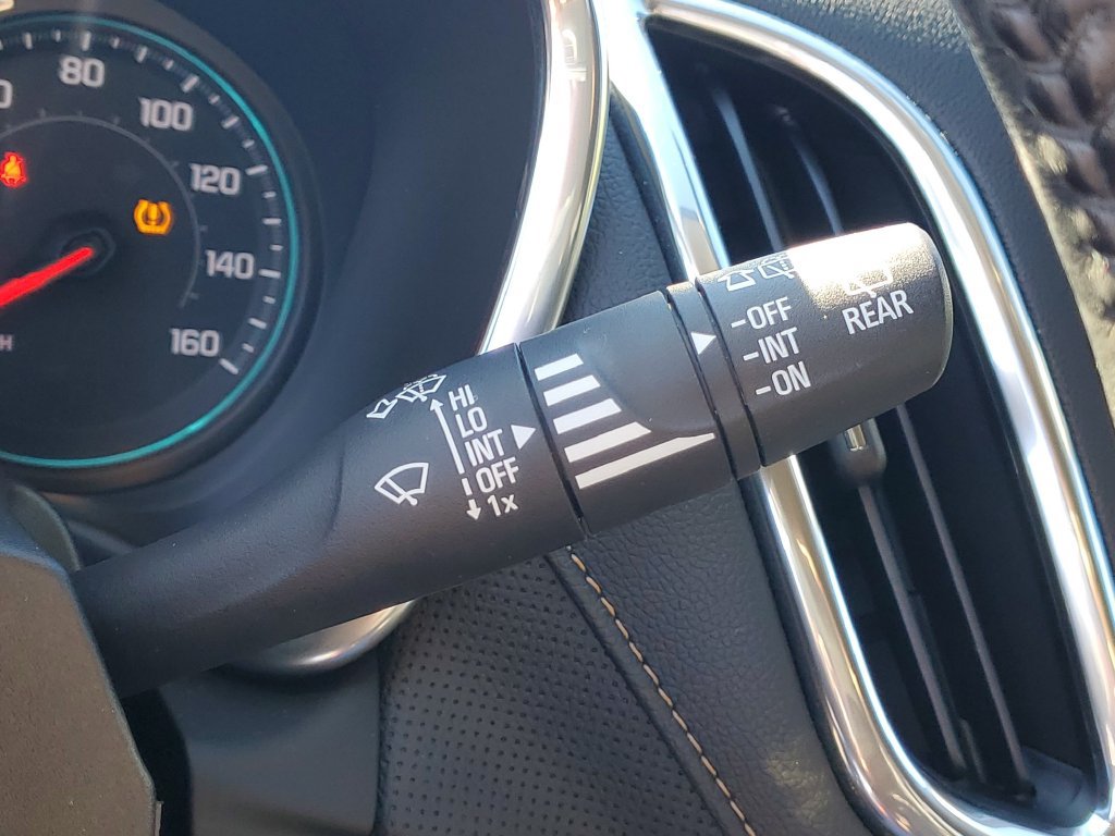 Used 2018 Chevrolet Equinox Premier FWD image 13