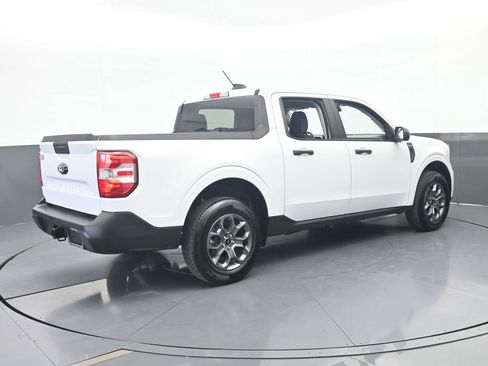 Used 2025 Ford Maverick XLT w/ Equipment Group 302A AWD/4WD image 6