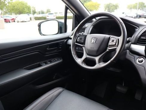 Used 2025 Honda Odyssey Sport-L image 15