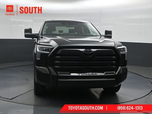 Used 2024 Toyota Tundra Limited AWD/4WD image 5