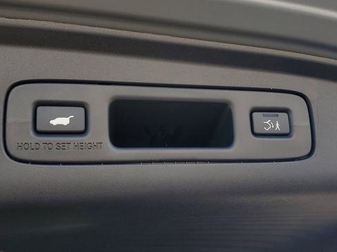 Certified 2025 Acura ADX A-Spec image 12