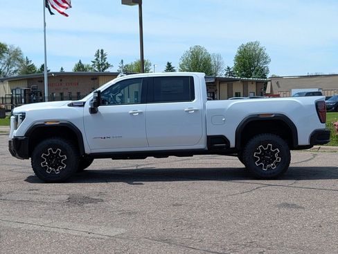New 2026 GMC Sierra 2500 AT4X AWD/4WD image 7