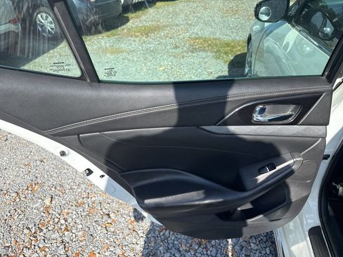 Used 2017 Nissan Maxima 3.5 SV image 11