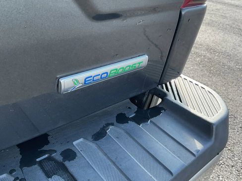 Used 2019 Ford F150 Lariat w/ FX4 Off-Road Package image 16