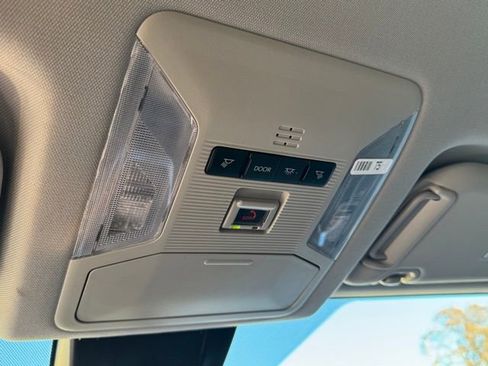 Used 2023 Toyota RAV4 XLE image 26