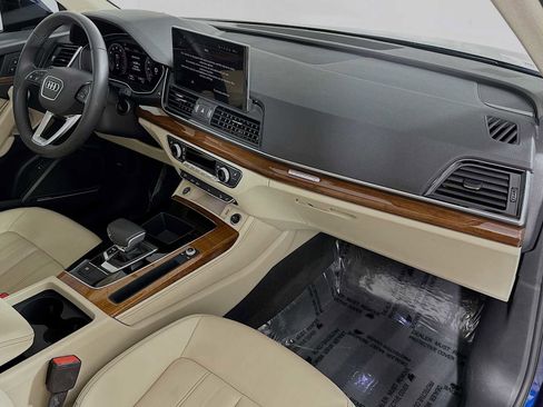 Certified 2025 Audi Q5 2.0T Premium Plus w/ Premium Plus Package image 28