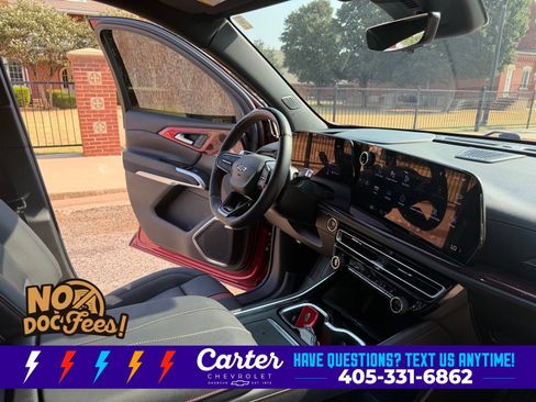 Used 2024 Chevrolet Traverse RS w/ LPO, Floor Liner Package AWD/4WD image 17