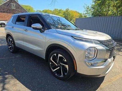 Used 2023 Mitsubishi Outlander SE