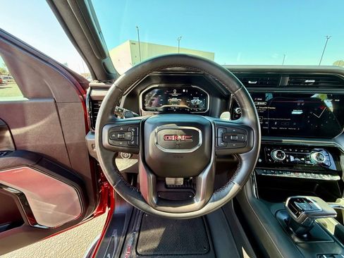 Used 2022 GMC Sierra 1500 AT4X image 42