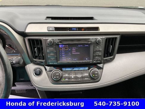 Used 2013 Toyota RAV4 Limited AWD/4WD image 36