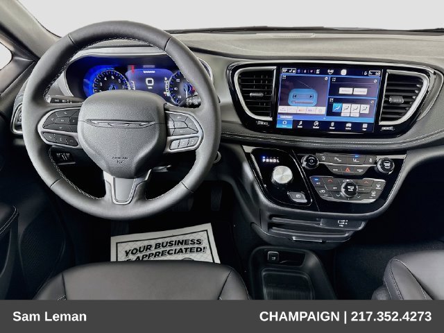New 2027 Chrysler Pacifica Select FWD image 21