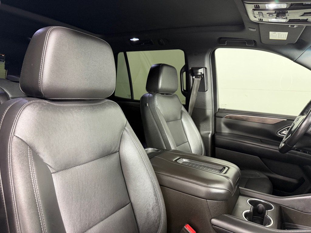 Used 2021 Chevrolet Tahoe Z71 w/ Z71 Off-Road Package AWD/4WD image 27