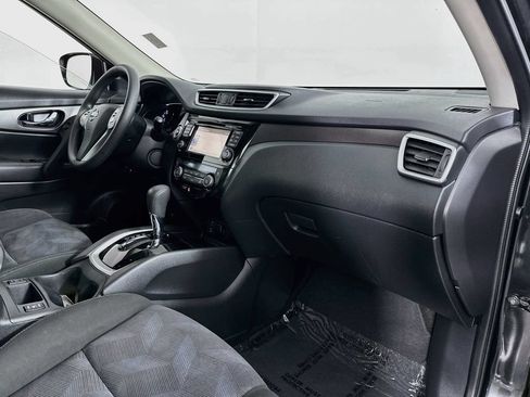 Used 2016 Nissan Rogue SV w/ SV Premium Package AWD/4WD image 30