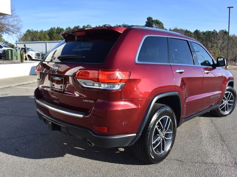 Used 2017 Jeep Grand Cherokee Limited w/ Trailer Tow Group IV image 9