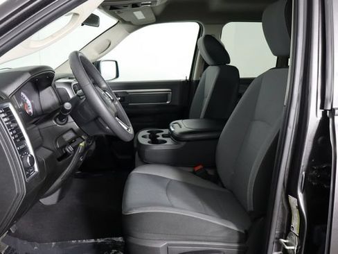 Used 2024 RAM 1500 Classic SLT AWD/4WD image 7