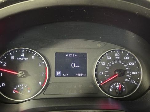 Certified 2022 Kia Seltos LX image 18