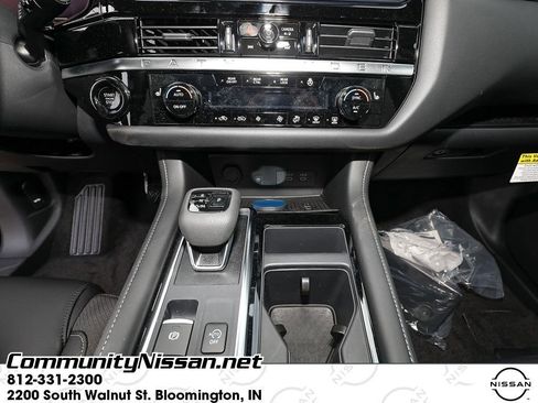 New 2026 Nissan Pathfinder SL AWD/4WD image 17