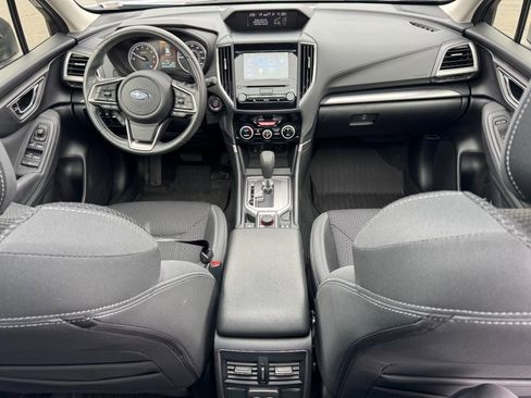 Used 2023 Subaru Forester Premium image 12