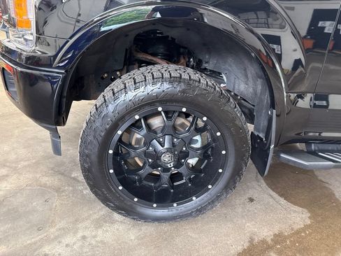 Used 2018 Ford F150 XLT w/ Equipment Group 302A Luxury AWD/4WD image 11