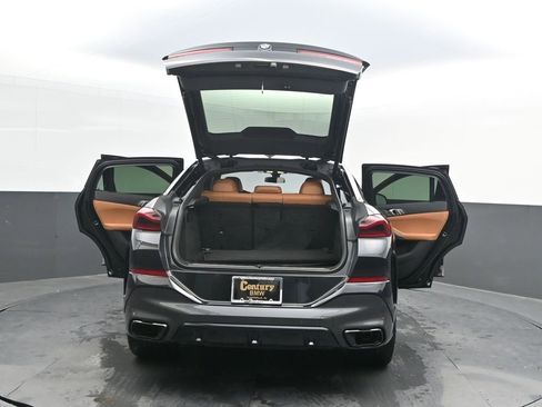 Used 2021 BMW X6 sDrive40i w/ M Sport Package image 53