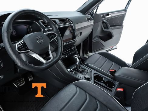 Used 2024 Volkswagen Tiguan SEL R-Line AWD/4WD image 58