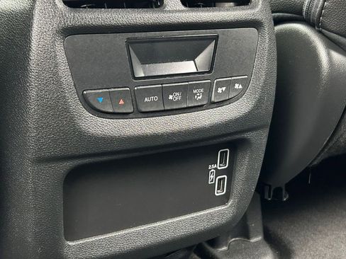 Used 2022 Honda Pilot EX-L image 38