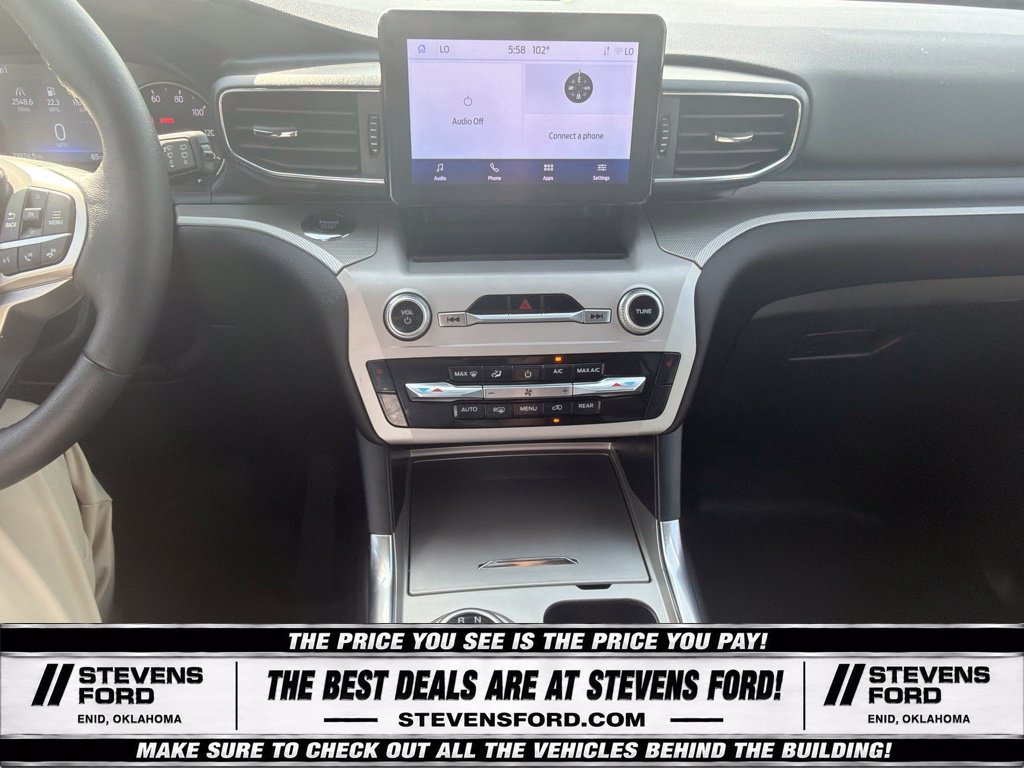 Used 2023 Ford Explorer XLT w/ Equipment Group 202A AWD/4WD image 26
