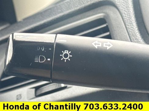 Used 2015 Honda CR-V LX image 10