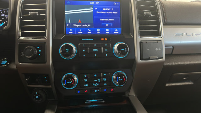 Used 2021 Ford F250 King Ranch w/ King Ranch Ultimate Package AWD/4WD image 13