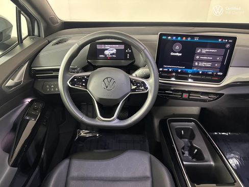 Used 2024 Volkswagen ID.4 Pro S AWD/4WD image 18