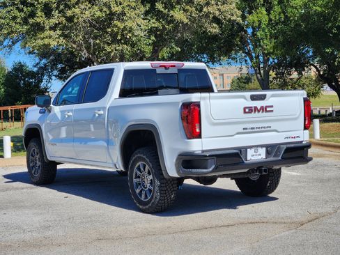 New 2026 GMC Sierra 1500 AT4X image 3