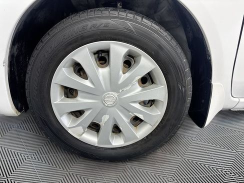 Used 2019 Nissan Versa SV FWD image 28