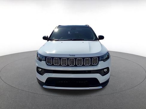 Used 2025 Jeep Compass Limited AWD/4WD image 4