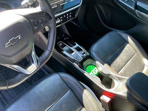 Certified 2023 Chevrolet Bolt EUV LT w/ Convenience Package image 19