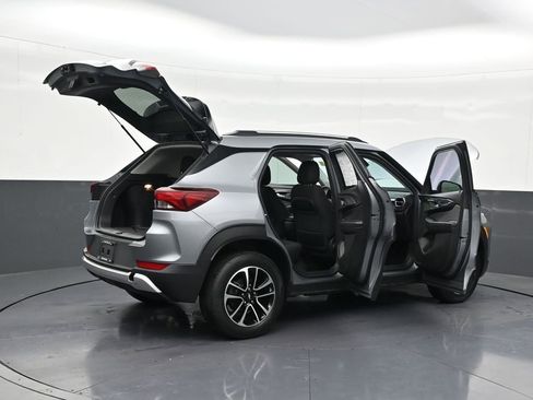 Used 2024 Chevrolet TrailBlazer LT image 31