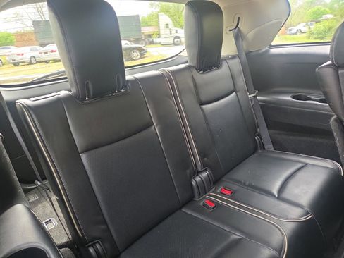 Used 2016 INFINITI QX60 AWD w/ Premium Package image 26