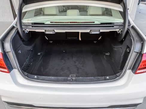 Used 2016 Mercedes-Benz E 350 Sedan w/ Premium Package image 11