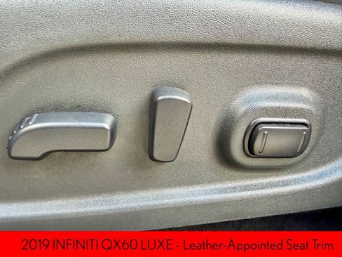 Used 2019 INFINITI QX60 Luxe w/ Essential Package image 9