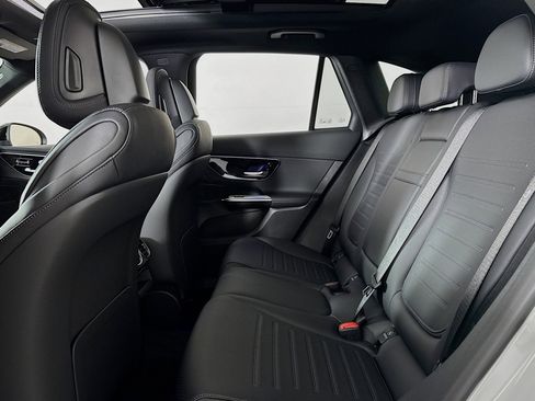 New 2026 Mercedes-Benz GLC 300 image 7