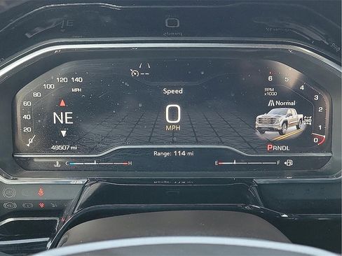 Certified 2024 GMC Sierra 1500 SLT image 17