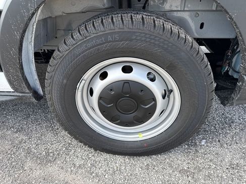 New 2026 Ford Transit 250 148 Medium Roof w/ Load Area Protection Package image 10