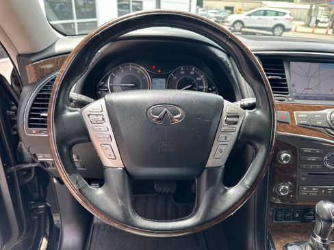Used 2017 INFINITI QX80 4WD w/ Driver Assistance Package image 13