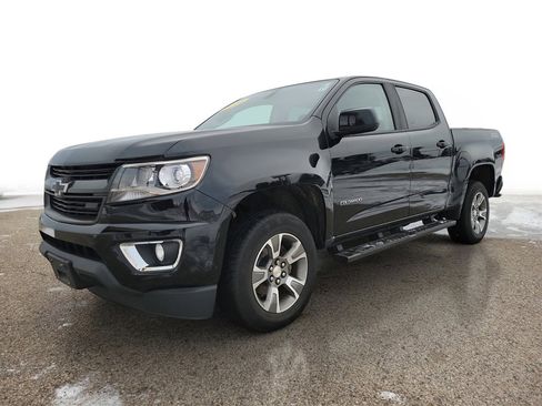 Used 2019 Chevrolet Colorado Z71 image 2