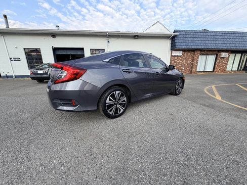 Used 2018 Honda Civic EX-L image 42