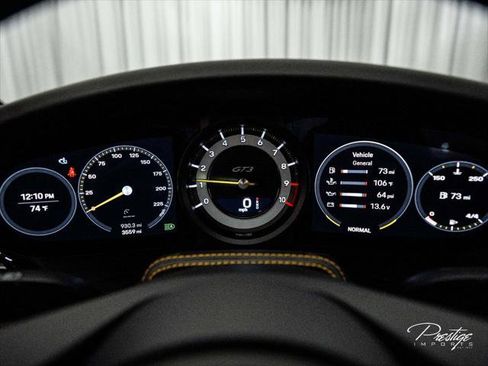 Used 2022 Porsche 911 GT3 RWD image 46