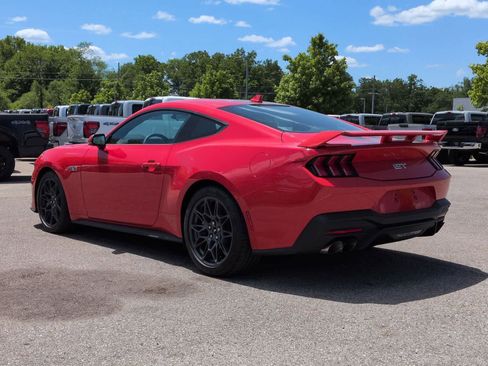 Used 2025 Ford Mustang GT Premium w/ GT Performance Package RWD image 6
