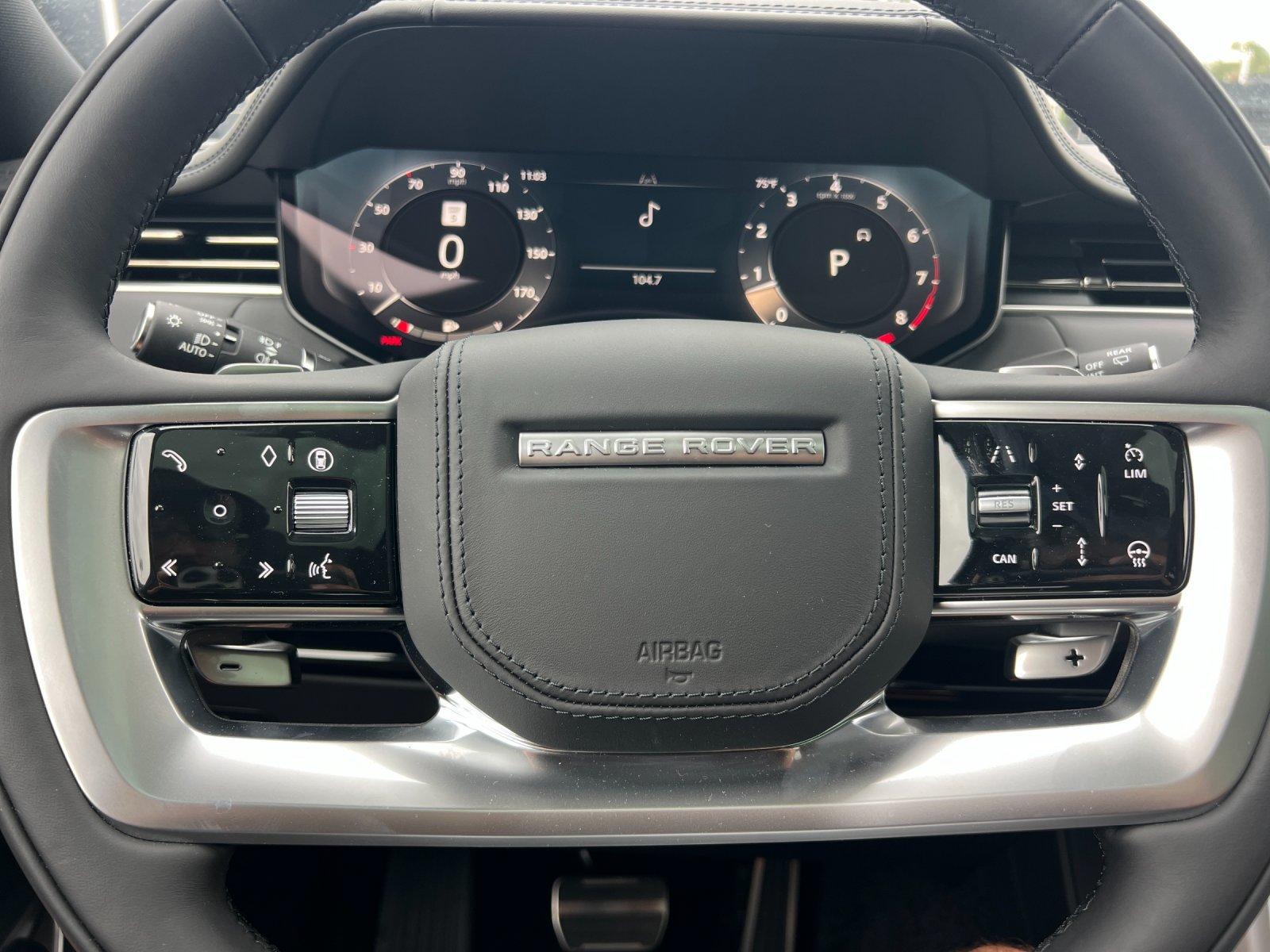 New 2026 Land Rover Range Rover SE AWD/4WD image 24