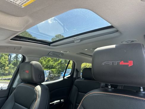 Used 2023 GMC Acadia AT4 w/ Technology Package AWD/4WD image 19