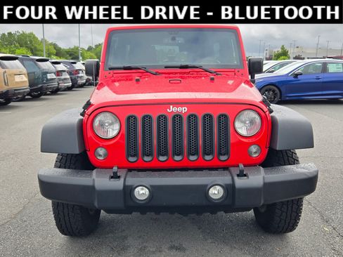 Used 2015 Jeep Wrangler Unlimited Sport w/ Quick Order Package 24S AWD/4WD image 2