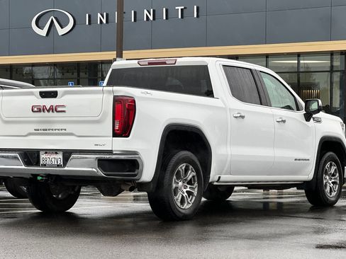 Used 2024 GMC Sierra 1500 SLT image 4